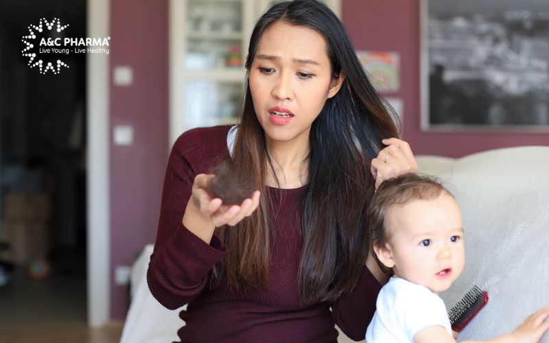 Suy giảm nội tiết tố nữ sau khi sinh làm rụng tóc